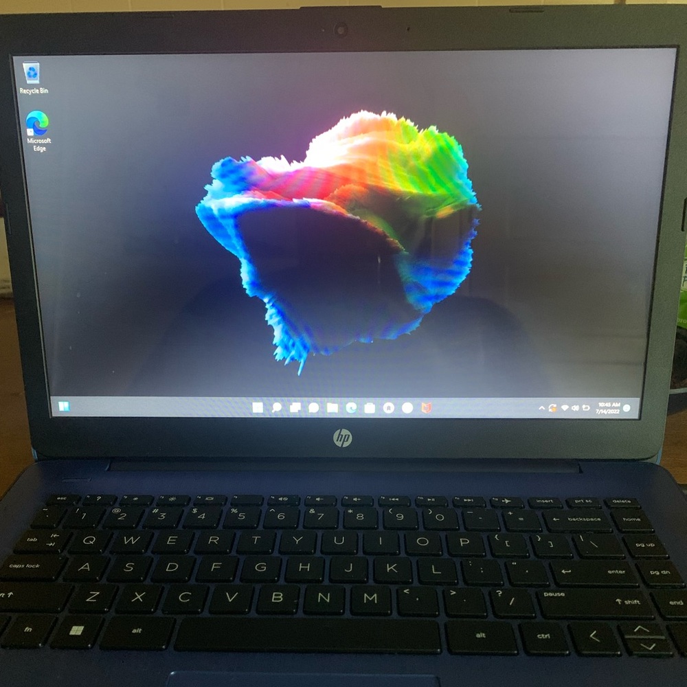 Hp labtop. $160. Basically brand new. Comes with charger.